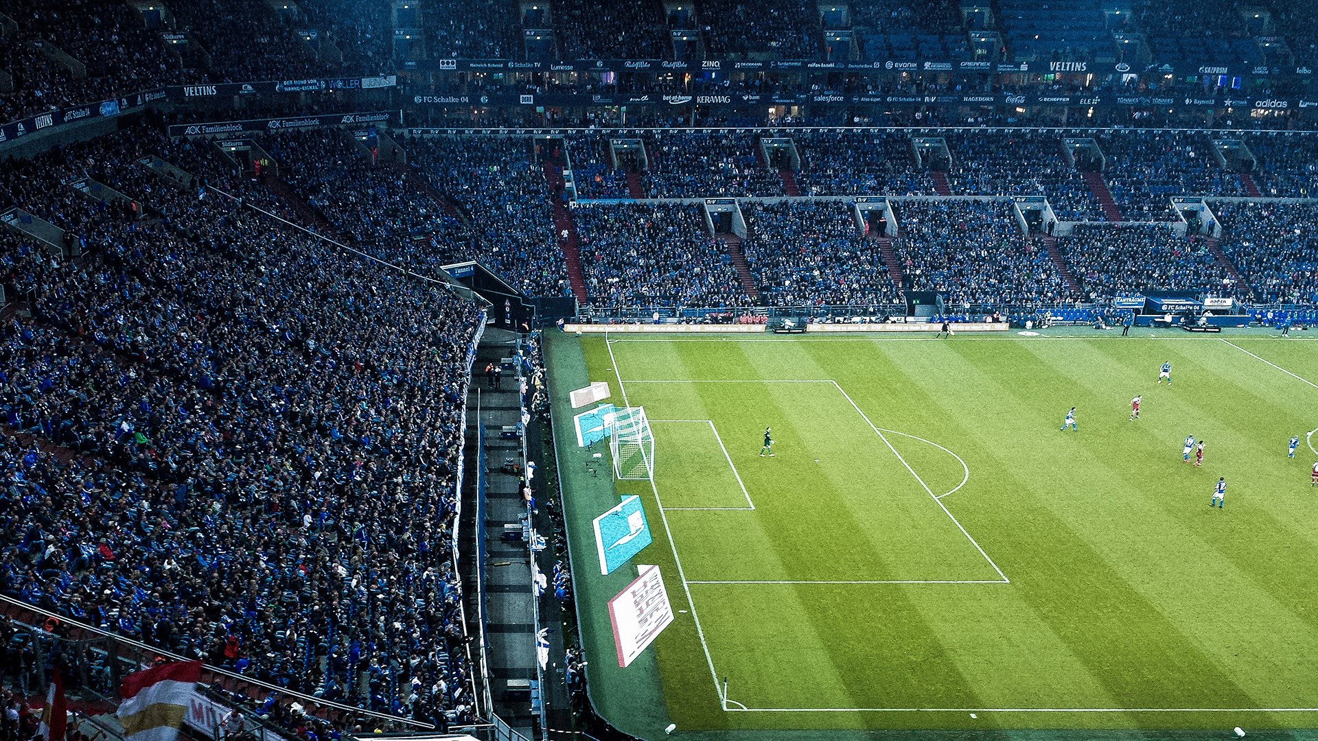 世界AR寻宝跑 参与者一边跑一边抓取虚拟道具